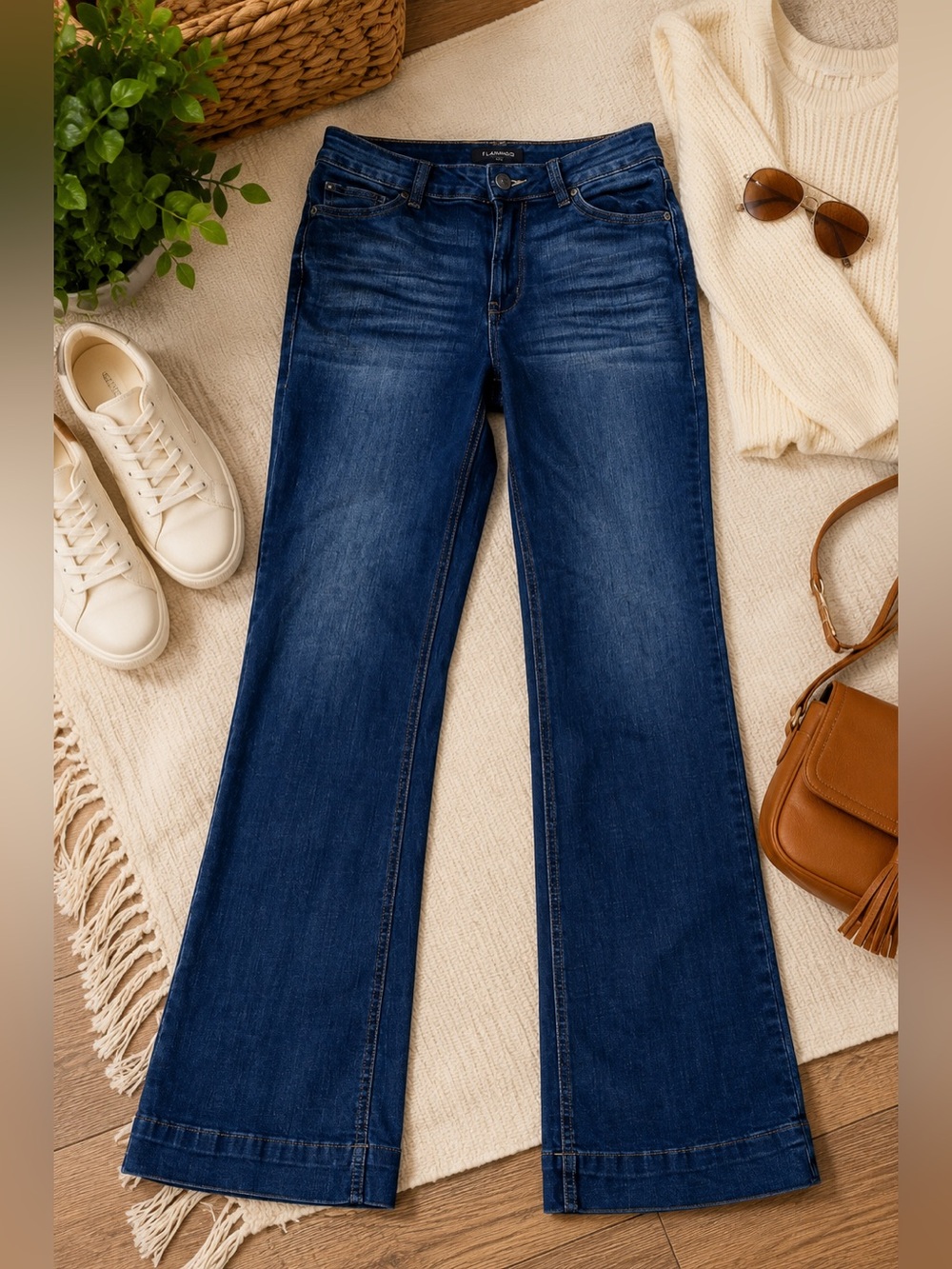 Flamingo by Flamingals Dark Wash Straight Leg Jeans Sequined Denim Small 26 - Picture 2 of 11